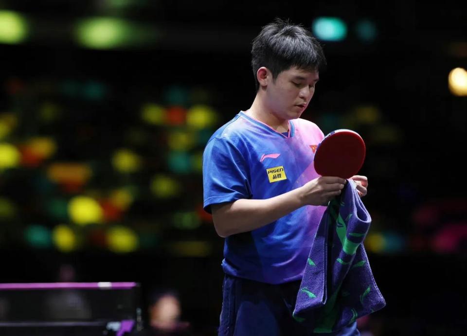 随着英超赛 随着英超赛