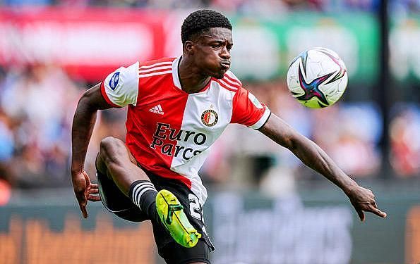 身体对抗中 身体对抗中