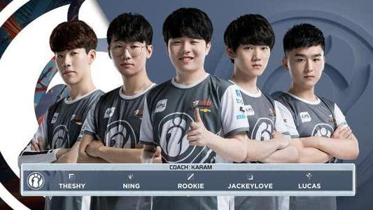 队的身体对 队的身体对