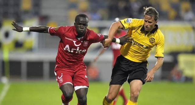 轻松过关的 轻松过关的