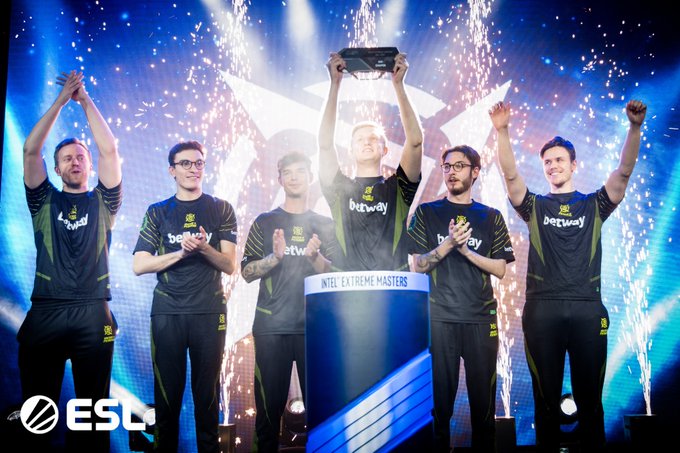 俱乐部间的 俱乐部间的