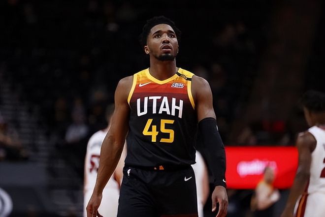 球队表现 球队表现