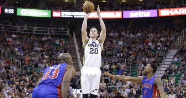 员汇聚一堂 员汇聚一堂