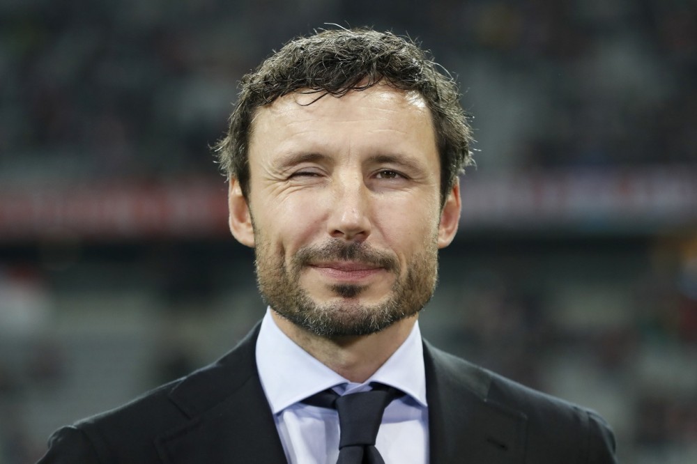 拭目以待 拭目以待