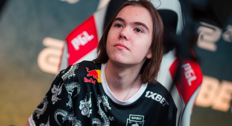 把对手逼到 把对手逼到