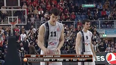 一位35岁 一位35岁