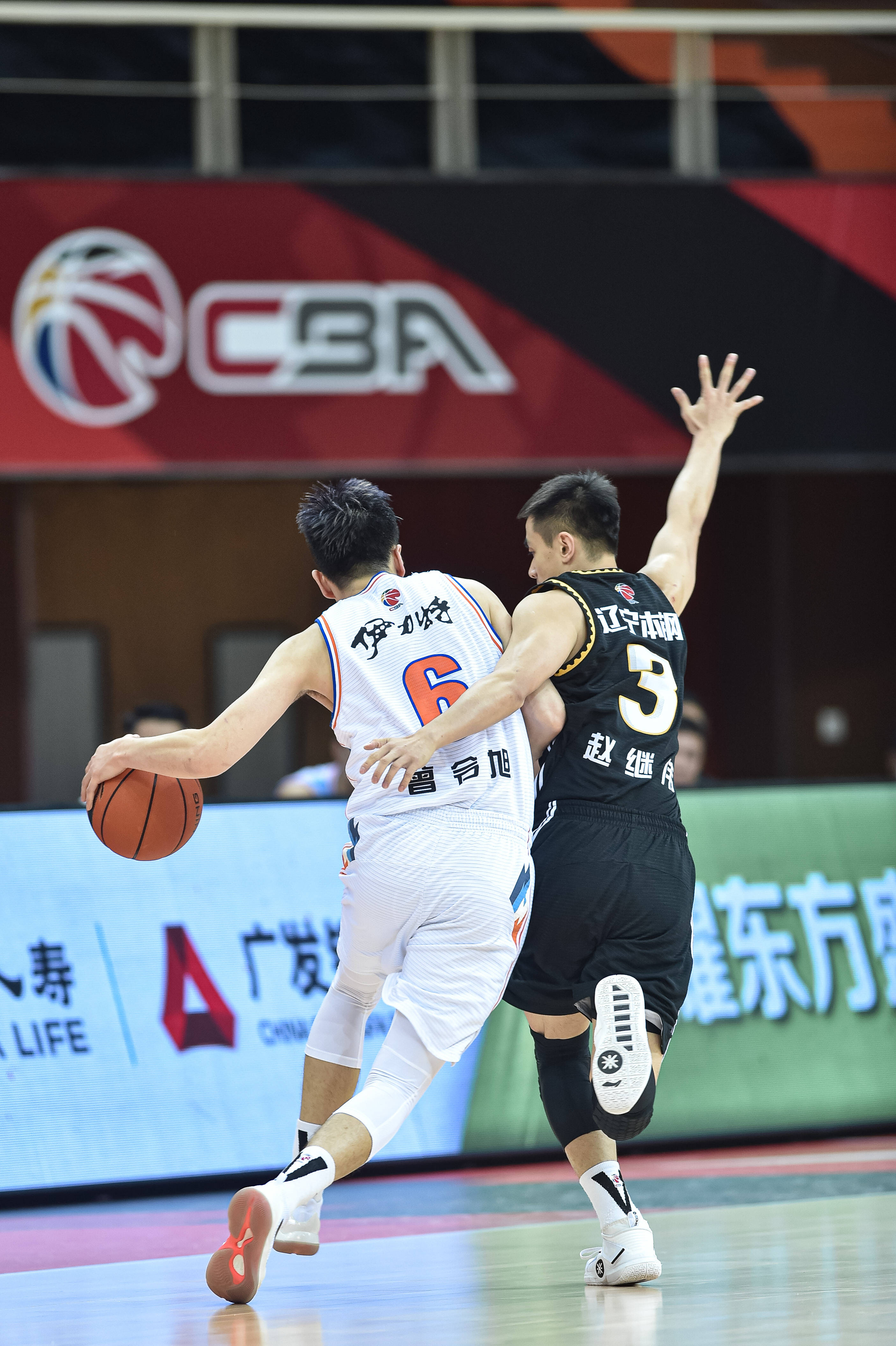 防守端在中 防守端在中